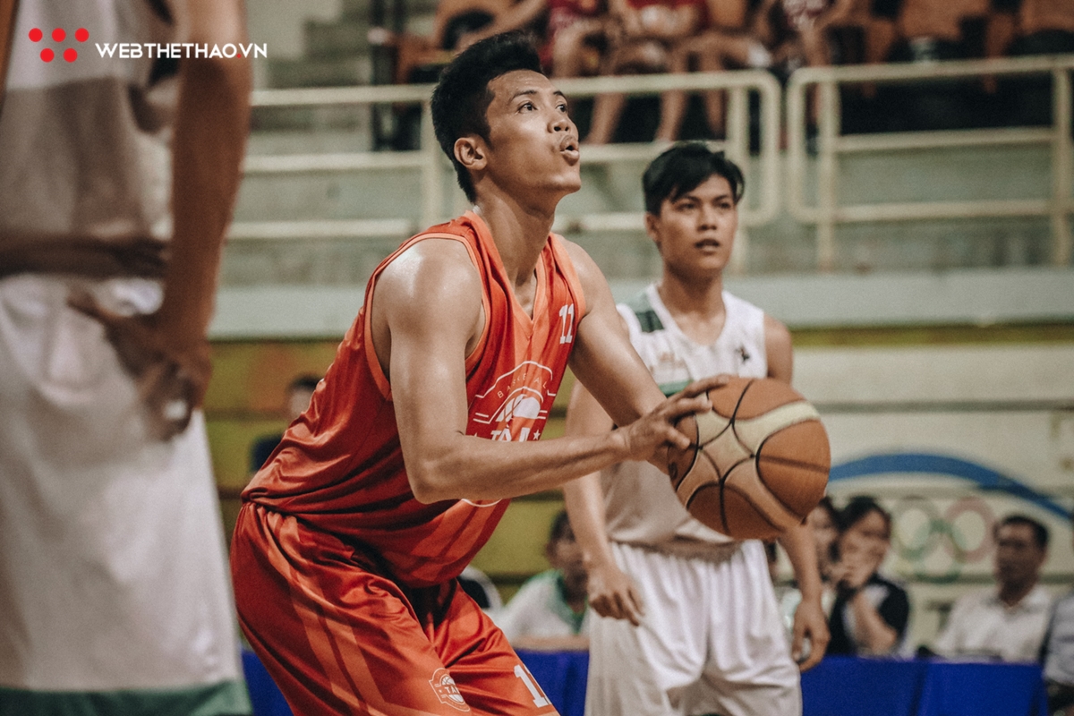 Chung kết nam giải Hạng A TP HCM 2019: Mưa 3 điểm đưa Quận 5 lên ngôi vô địch Chung kết nam giải Hạng A TP HCM 2019: Mưa 3 điểm đưa Quận 5 lên ngôi vô địch